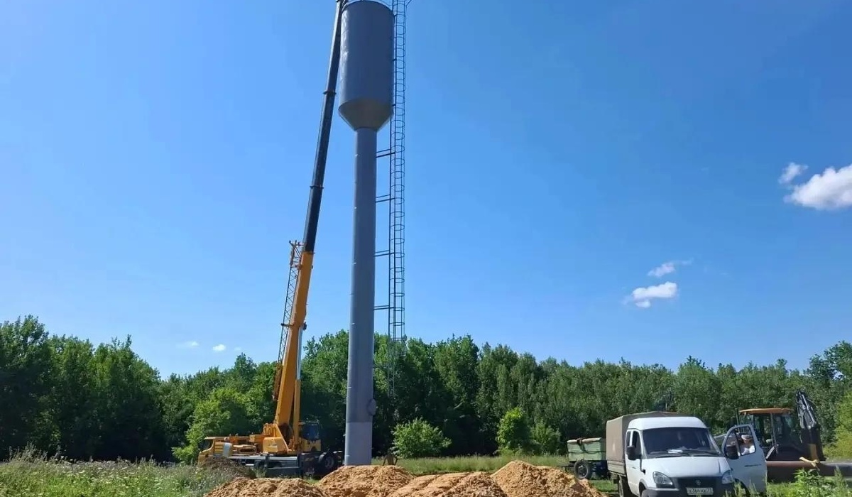 В деревнях Ефросимовка и Троицкое Курской области реконструируют водопровод