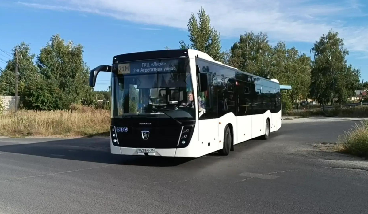 В Курске тестируют новый низкопольный автобус «КАМАЗ-5299»