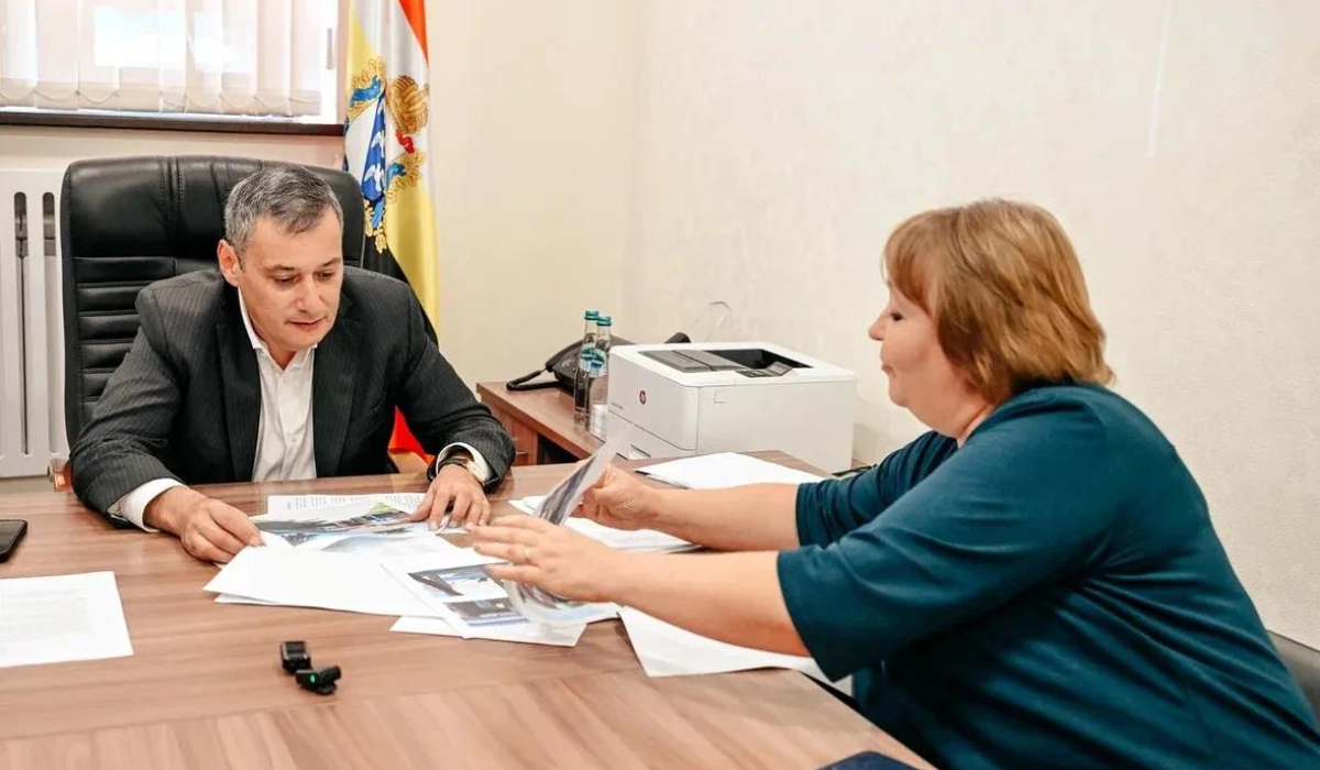Губернатор Курской области Александр Хинштейн провёл личный приём граждан