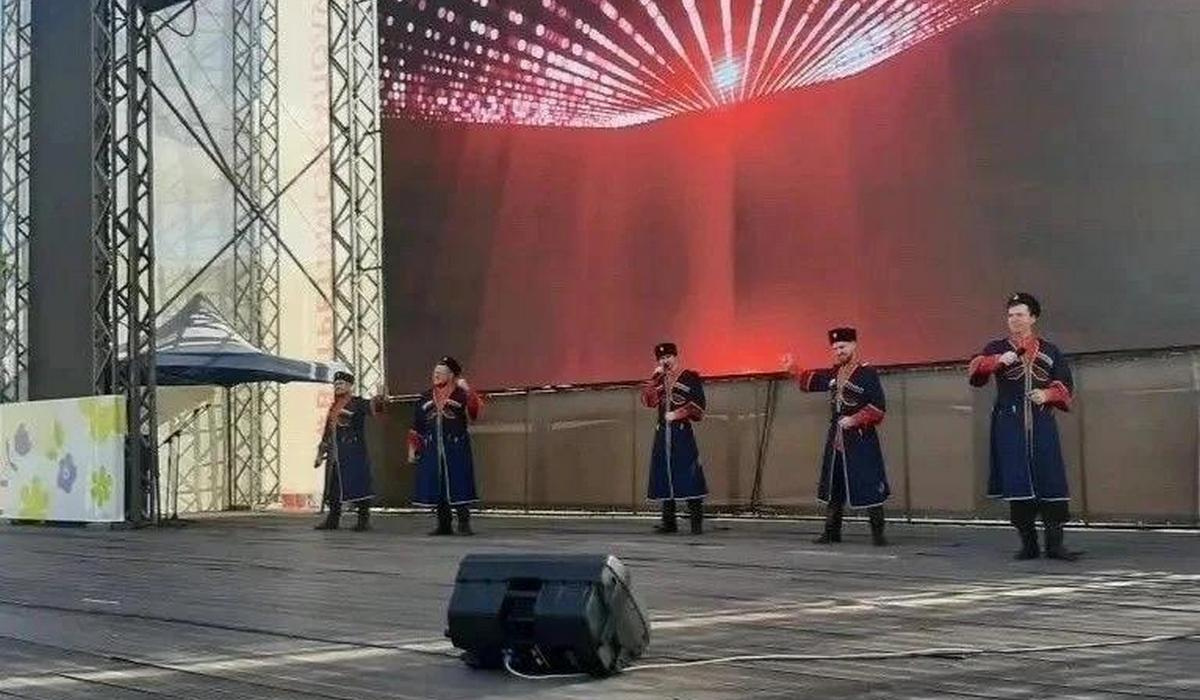 В Курске на Полугоре откроется фестиваль «Самоцветы» с участием 16 коллективов