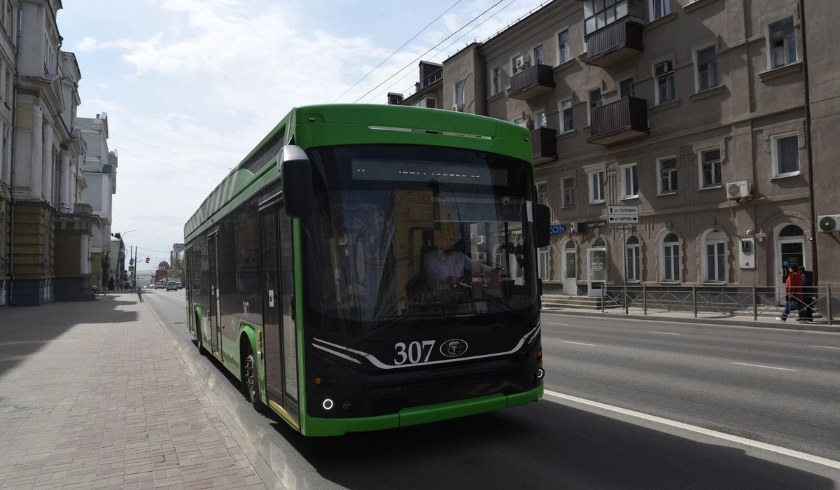 В Курске беспилотник взорвался на территории автобусного парка