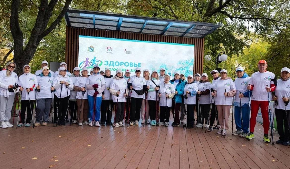 В Курской области прошел фестиваль северной ходьбы «Здоровье в каждом шаге»