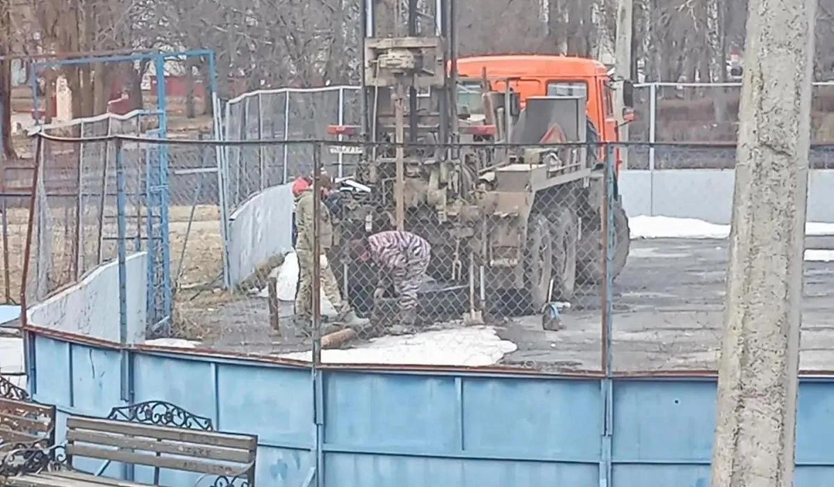 В Курске на месте старой хоккейной коробки у школы №52 строят зал для дзюдо
