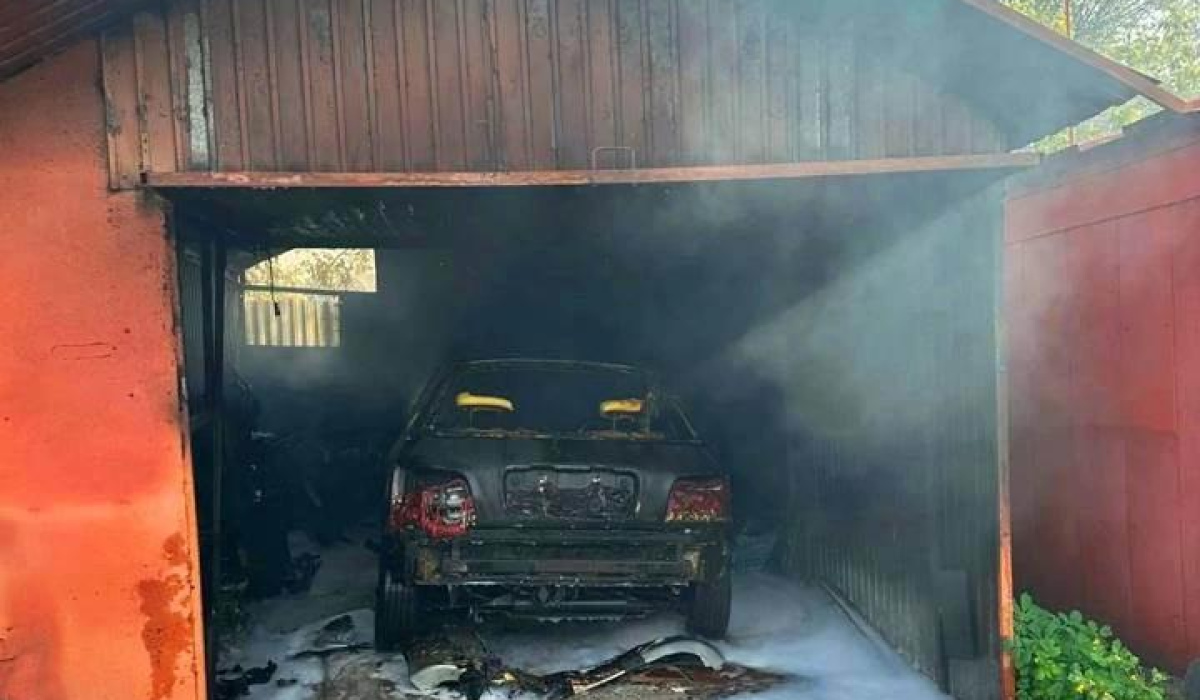 В Курской области за сутки сгорели автобус и два автомобиля
