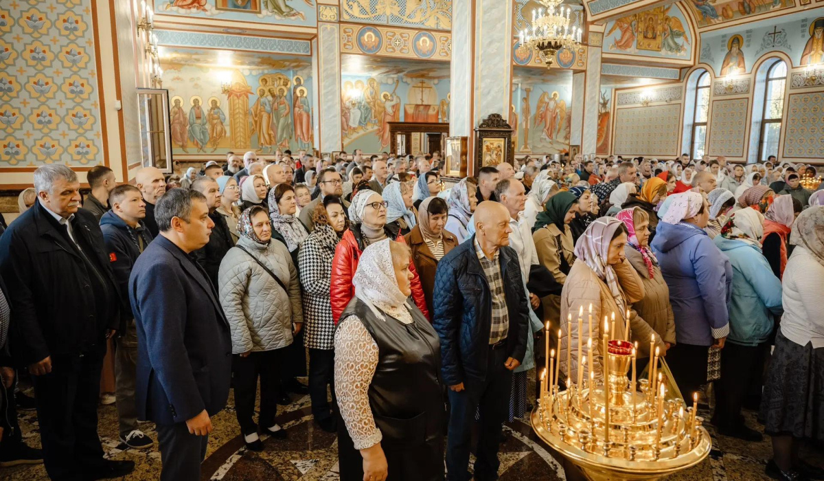В Курске освятили храм Покрова Пресвятой Богородицы на проспекте Хрущёва