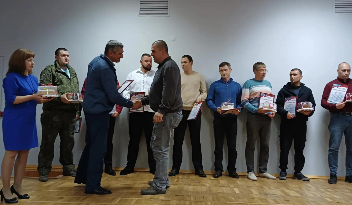 В Сеймском округе Курска прошел концерт ко Дню отца