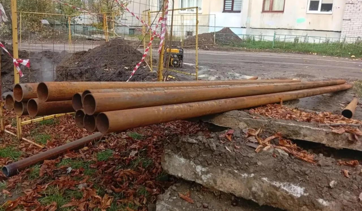 В Курске на Орловской начали ремонт проблемного участка теплосети