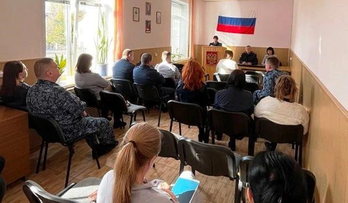 Курские медики уголовно-исполнительной системы изучили профилактику экстремизма