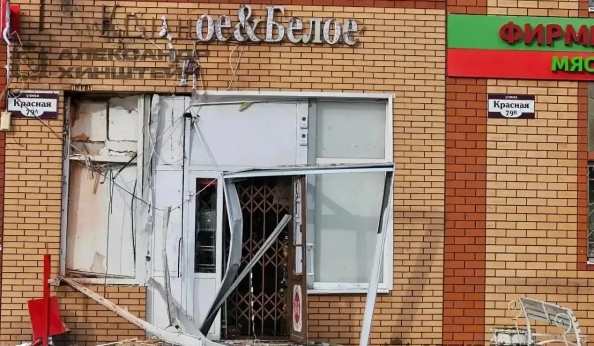 В Курской области БПЛА ударил по автозаправке и магазину, двое пострадали